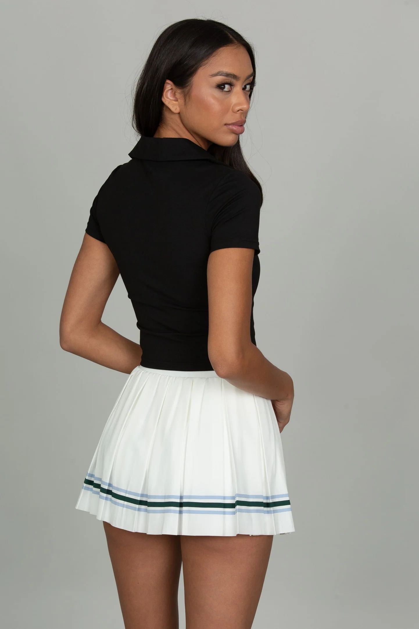 White Striped Mini Pleated Skirt - Image 3